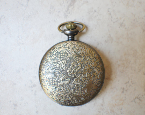 Four leaf clover pocket watch in bronze, battery operated. - Char's Favorite Things - 5
