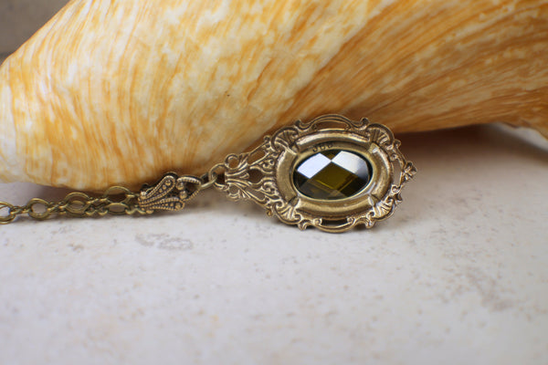 Goth Crystal Green Necklace