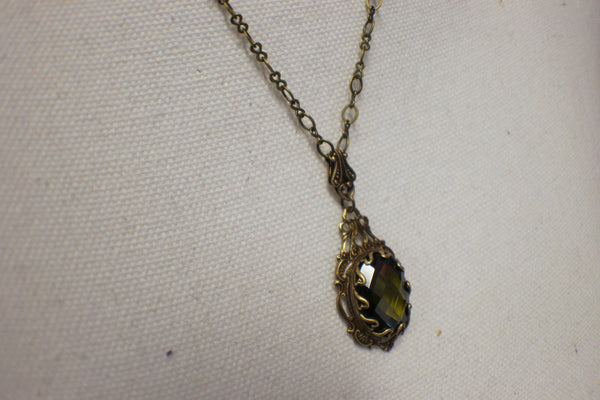 Goth Crystal Green Necklace