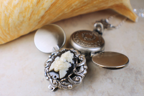 Angel Cameo Photo Locket Silver