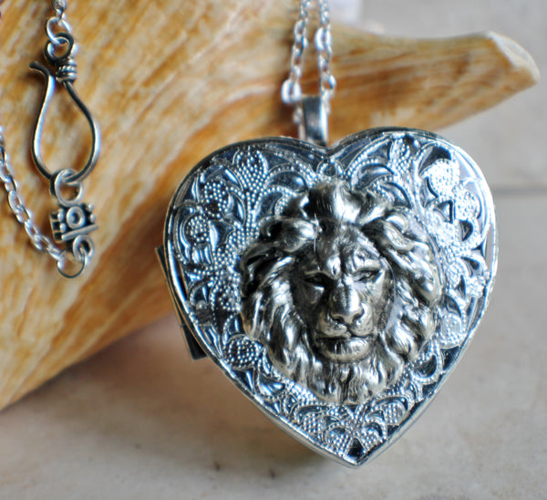 Silver Heart shaped lion music box locket. - Char's Favorite Things - 1